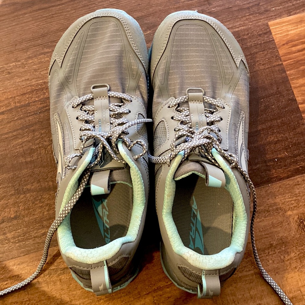 Altra Lone Peak 4.5 - women’s size 10